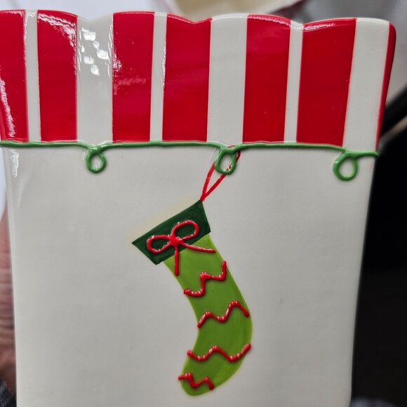 VTG Set Of 3 Holiday Food Safe Ceramic Stacking Containers Christmas Decor - Picture 10 of 16